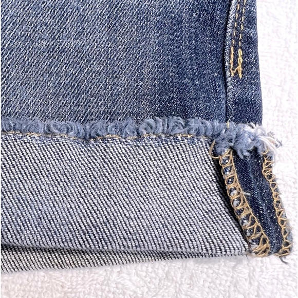 ROCK & REPUBLIC STINGER DENIM JEAN SHORTS - Picture 4 of 15